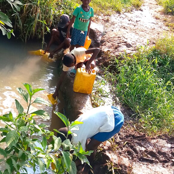De l'eau pour la communauté
